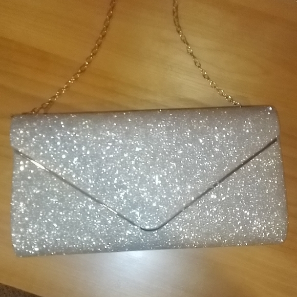 Sparkly Golden Clutch Bag with Chain Strap - Picture 2 of 5